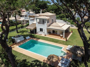 Villa Sunset,sleeps 9,heatable pool,walk to marina